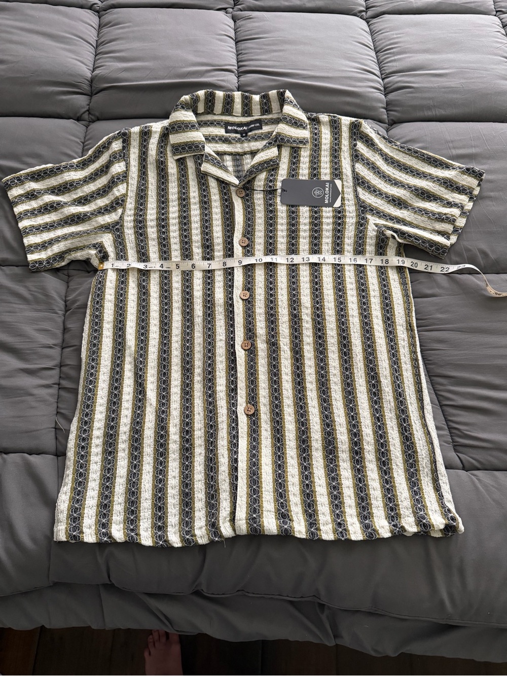 Men’s Casual Short-Sleeve Button-Down Shirt in Black, Medium, NWT